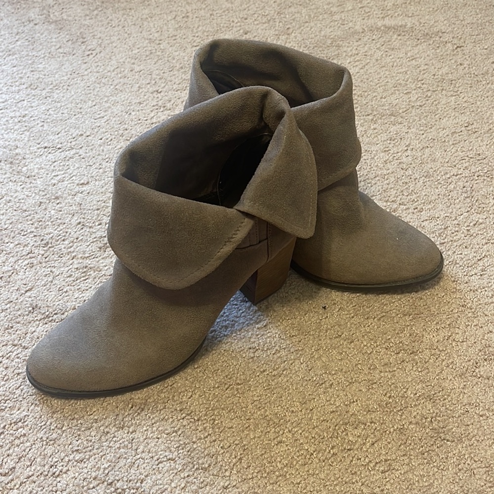 Boots - Picture 2 of 2